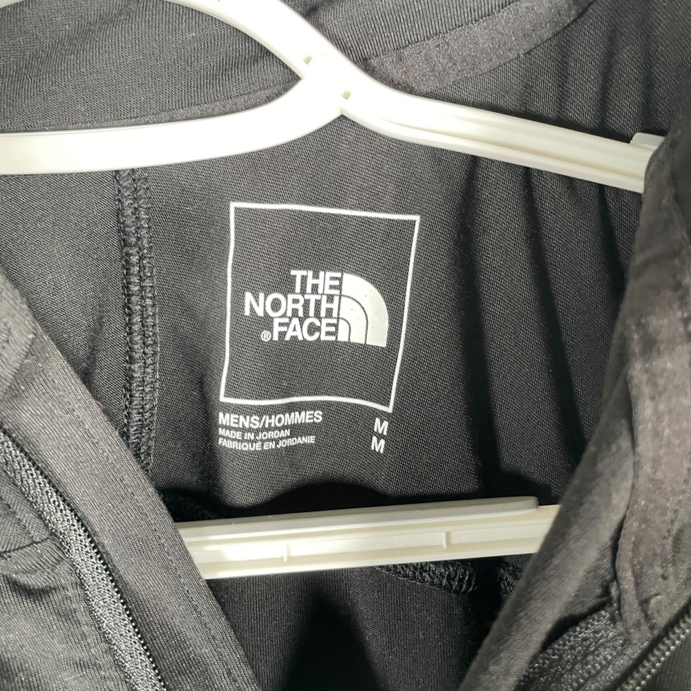 North Face Essential 1/4 Zip Pullover Mens M Black Running Breathable‎ Reflects - Picture 7 of 9